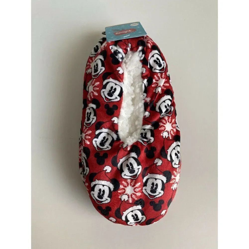 DISNEY MICKEY MOUSE CHRISTMAS SANTA Hat FUZZY BABBA Slipper Socks Sz S-M NWT